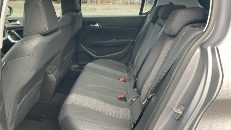 Peugeot 308 1.2 PureTech 130 Allure 5dr EAT8 Petrol Hatchback